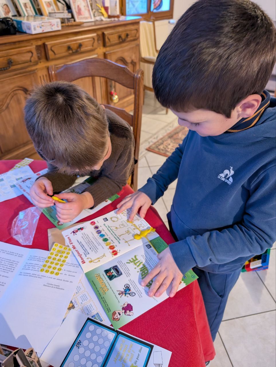 Enfants jouant